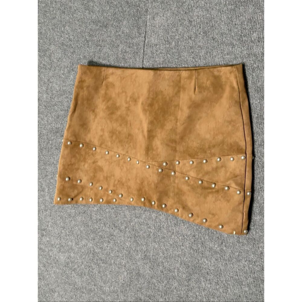 ANWD Faux Suede Pearl Stud Mini Skirt Tan Asymmetrical Hem Women’s Medium NWT